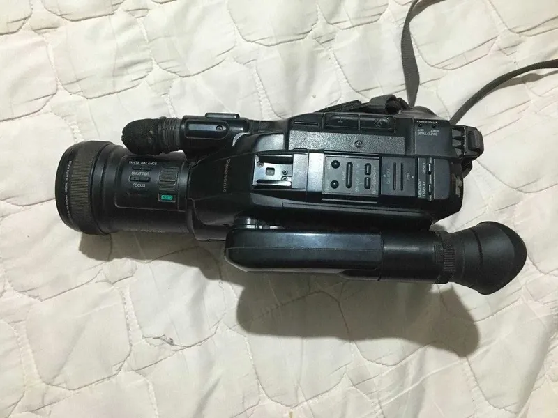 Видеокамера Panasonic NV-G101 VHS-C / Ретро камера Панасоник / Japan — фото 3