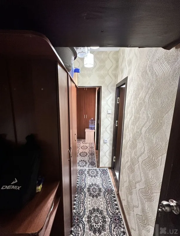 Продаю 2-комнатную квартиру, переделанную в 3 комнаты, 4/4 этаж, балкон 1,5×6. ТТЗ-2. 5