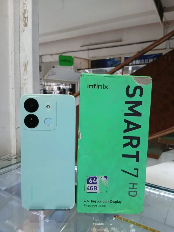 Infinix Smart 7 4/64 GB — фото 1