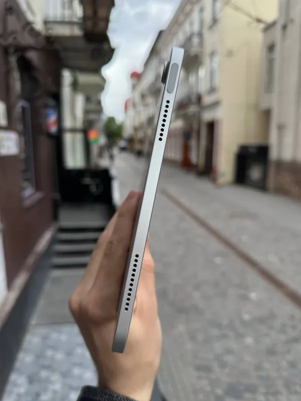iPad A16 Silver 128GB WiFi 99% 3 iPad A16 Silver 128GB WiFi 99% 3
