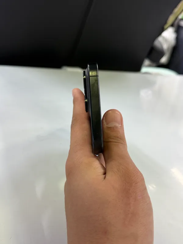 iPhone 16 pro max black 95% 4 iPhone 16 pro max black 95% 4