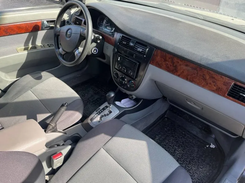 Lacetti 1.8 qora avtomat — фото 3
