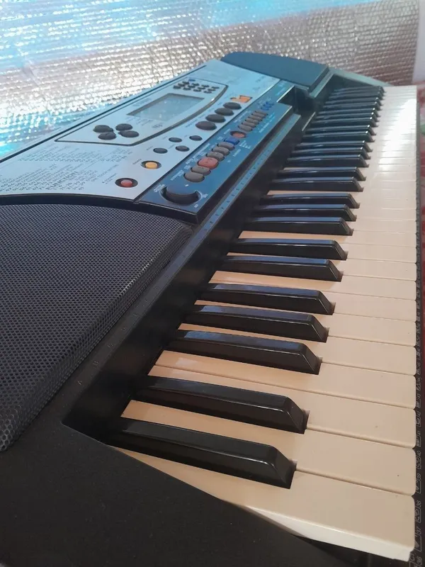 Yamaha PSR-343 elektron pianina 3
