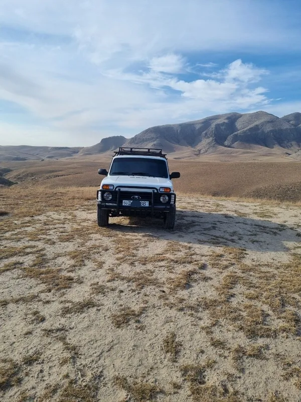 Lada niva 4 eshikli