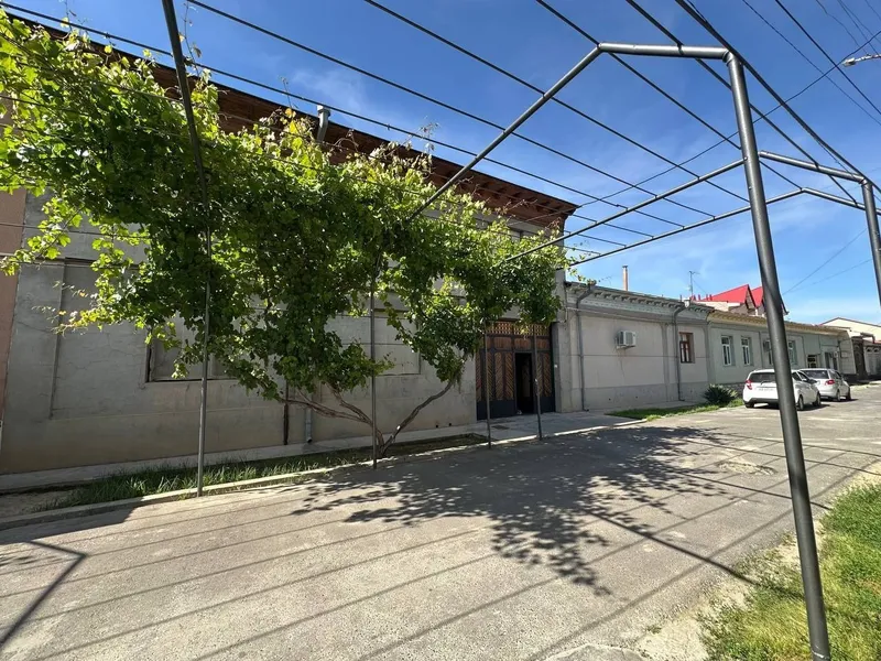 Uchtepa Gulzorda 4 sotix fasad 25m — фото 1