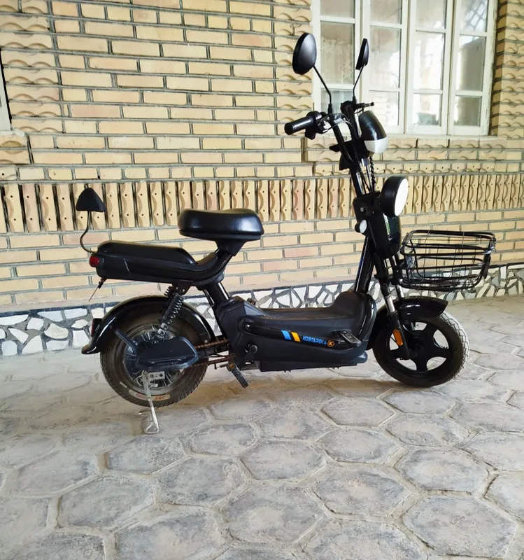 Sotiladi. 2 ta pulti bor. Oʻzini zaryadchigi bilan. Xolati ideal. 3 Sotiladi. 2 ta pulti bor. Oʻzini zaryadchigi bilan. Xolati ideal. 3