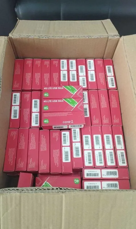 4G LTE USB-модем Huawei E3372 3 4G LTE USB-модем Huawei E3372 3