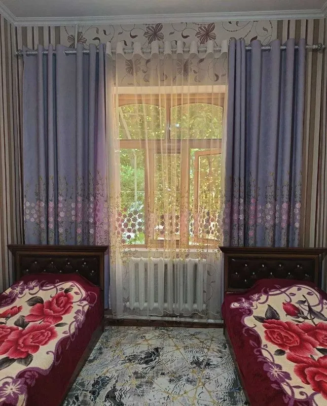 Ховли сотилади, Умид кургони 8