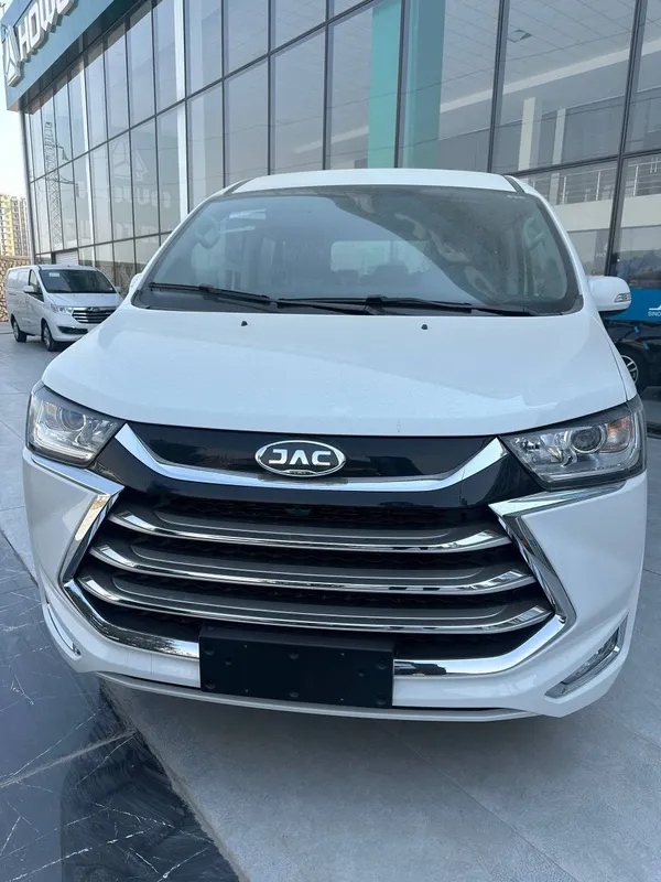 JAC M3 mikroavtobus hamyonbop narxlarda