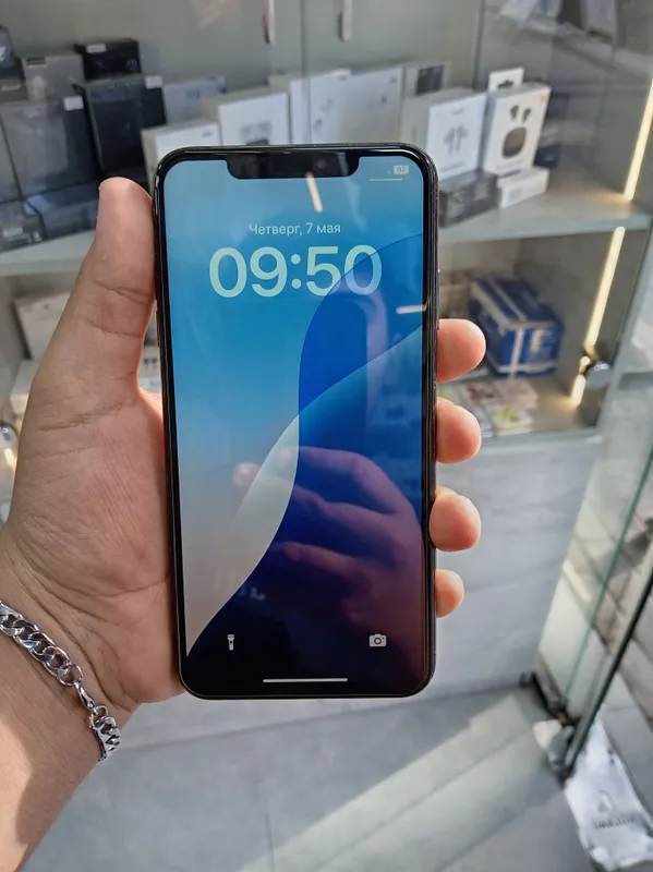 Iphone XS MAX sotiladi