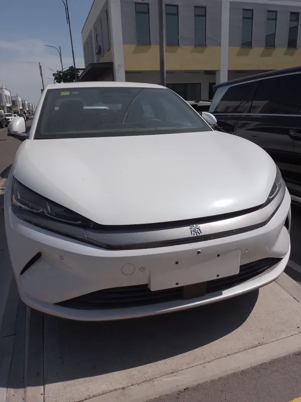 BYD QIN L Bezprobeg Maslo 2