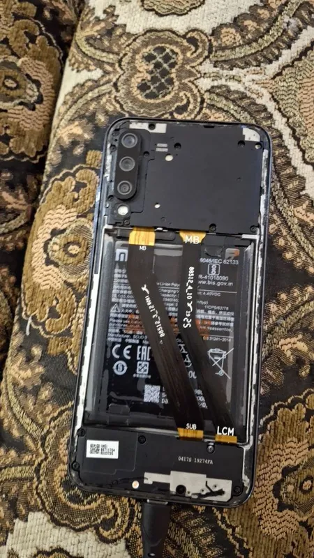 Мобильный телефон Mi A3 — фото 3