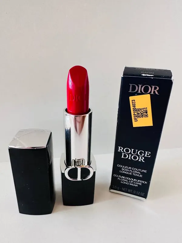 помада от Dior