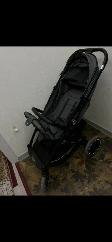 Детский коляска сотилади