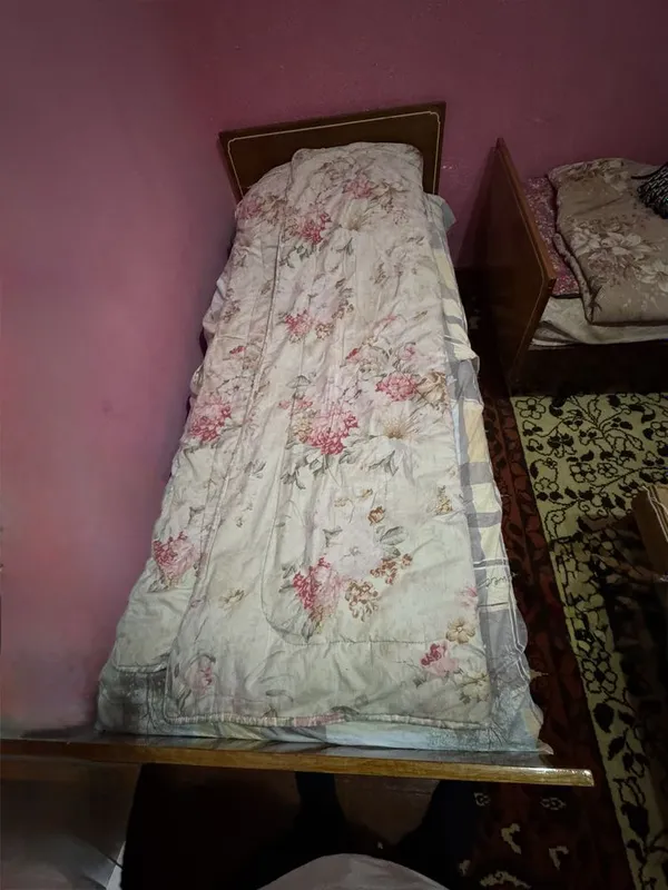 Продаётся кровати 1