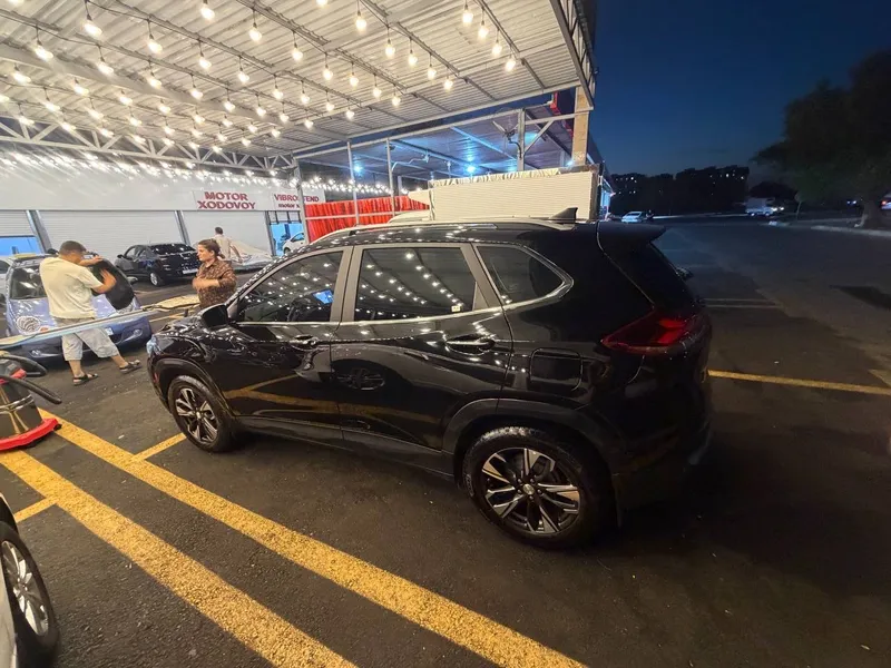 Трекр 2 мошина сотилади автомат каробка 1 Трекр 2 мошина сотилади автомат каробка 1