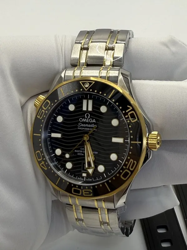 Часы Omega Seamaster 007 Titanium — фото 4