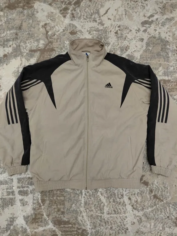 Оригинальная ветровка Adidas 3 Оригинальная ветровка Adidas 3