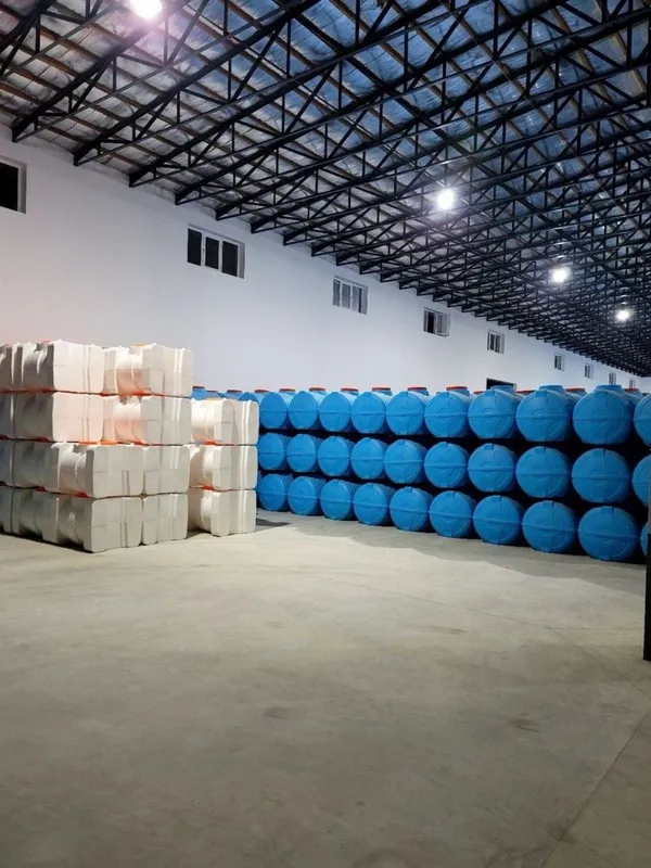 2000L gorizontal , plastik bochkalar sotivda — фото 7