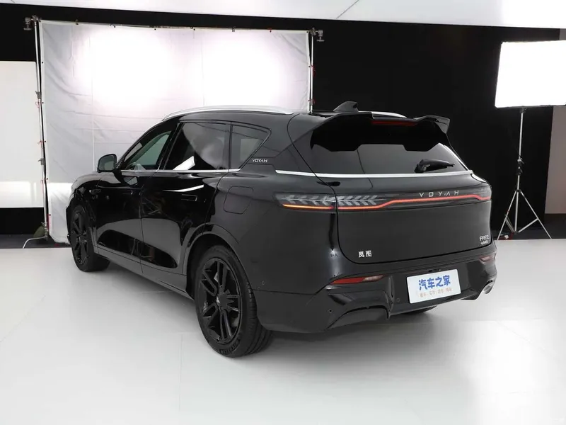 Voyah free hybrid 318km RWD 2025yil 0 probeg 5 Voyah free hybrid 318km RWD 2025yil 0 probeg 5