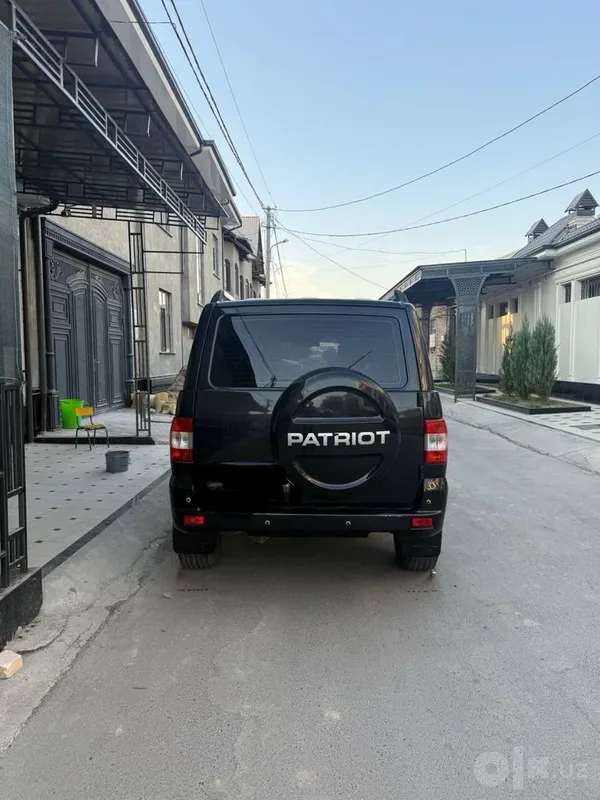 UAZ Patriot shoshilinch sotiladi 6 UAZ Patriot shoshilinch sotiladi 6