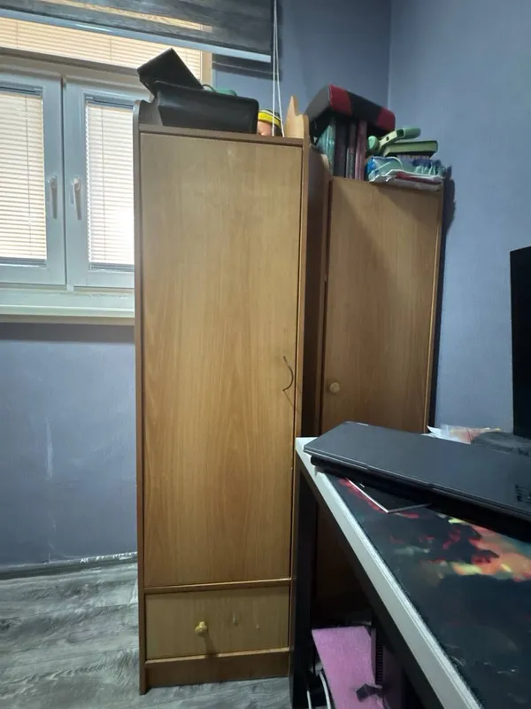 Шкаф
