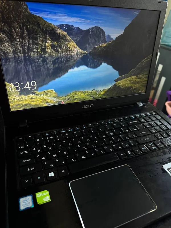 Acer Aspire E5-576G 1 Acer Aspire E5-576G 1