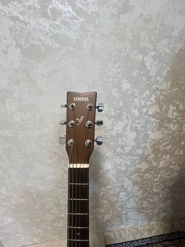 Yamaha F310 gitara — фото 2