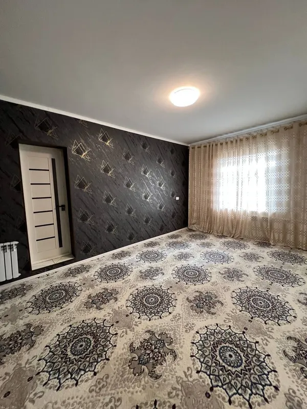 1/1/5 сотилади 27м² 3