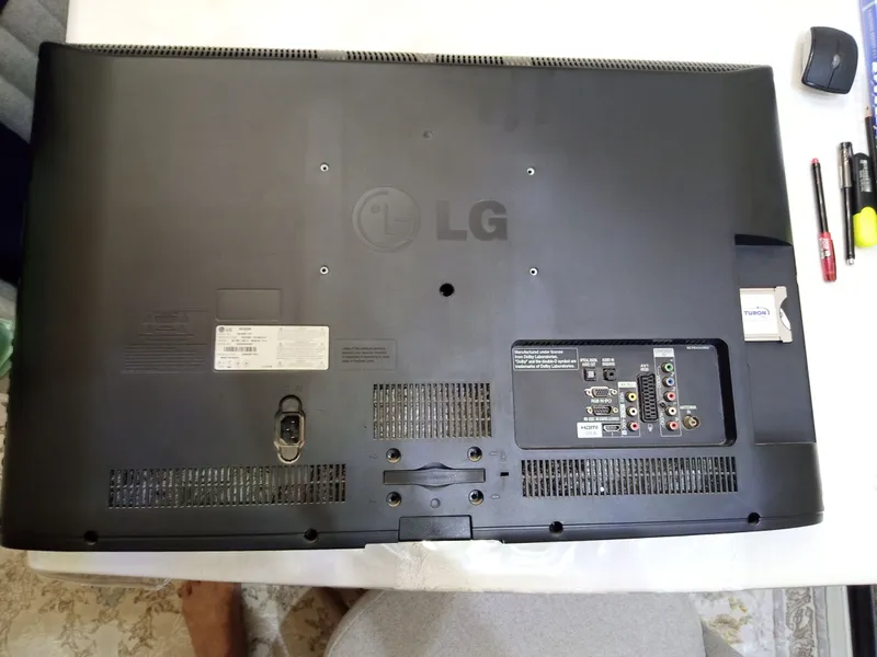 б/у телевизор LG