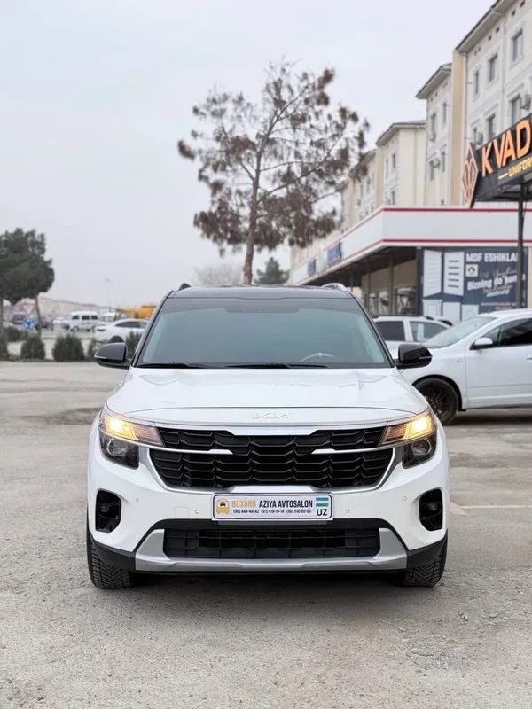 Срочна янги Kia Seltos 3позиця без люк Фулл 2023га 2024 сотилади — фото 2