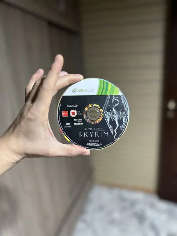 SKYRIM V The Gilder Scrolls Xbox 360 диск — фото 2