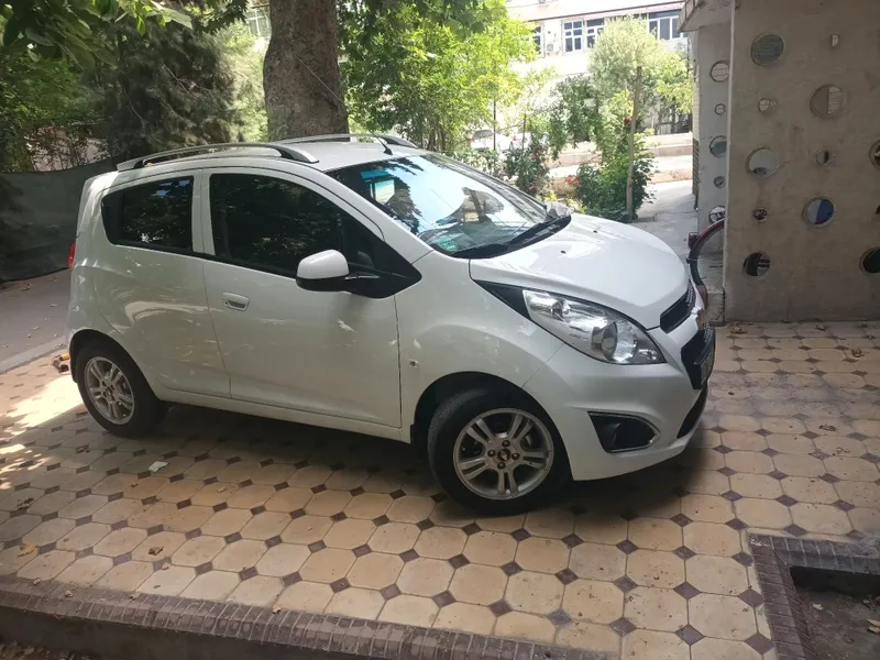 Spark avtomat karobka rangi oq mator hadavoy zor 1