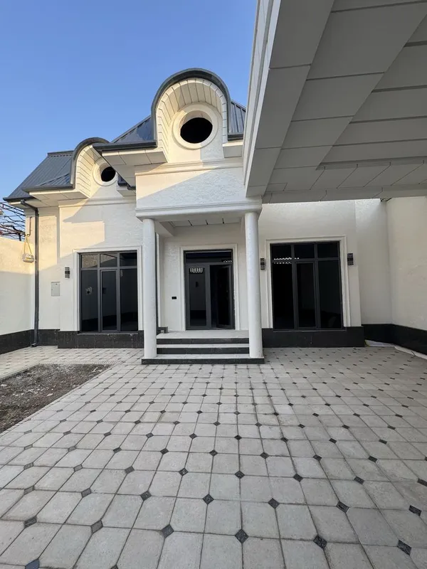 2 qavatli hovli sotiladi kiuf universiteti orqasi boy mahallada