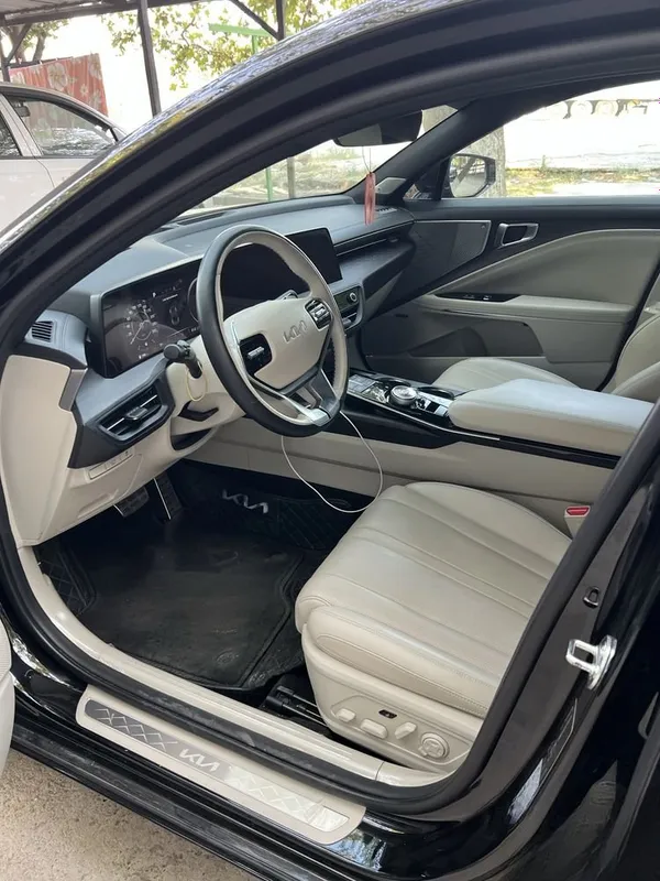Срочно продаётся KIA K8 2 Срочно продаётся KIA K8 2