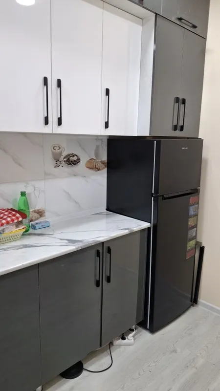 Кизлар учун квартира 1 та киз оламиз
