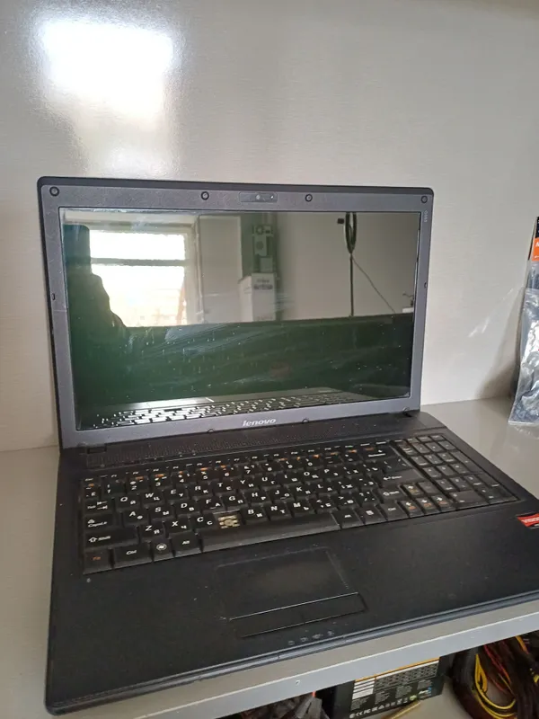 Noutbuk  Lenovo  G565 — фото 1