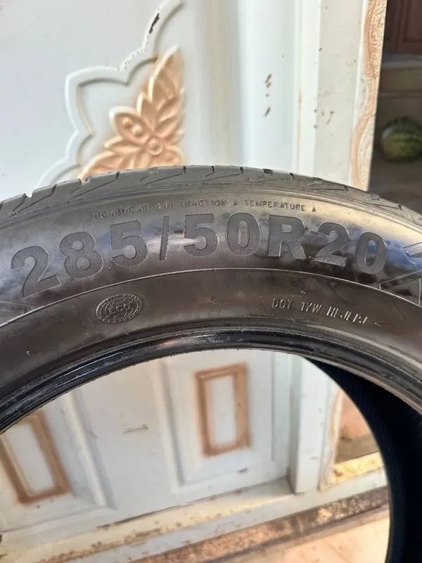 285/50/20. 15000km yurgan 3 285/50/20. 15000km yurgan 3