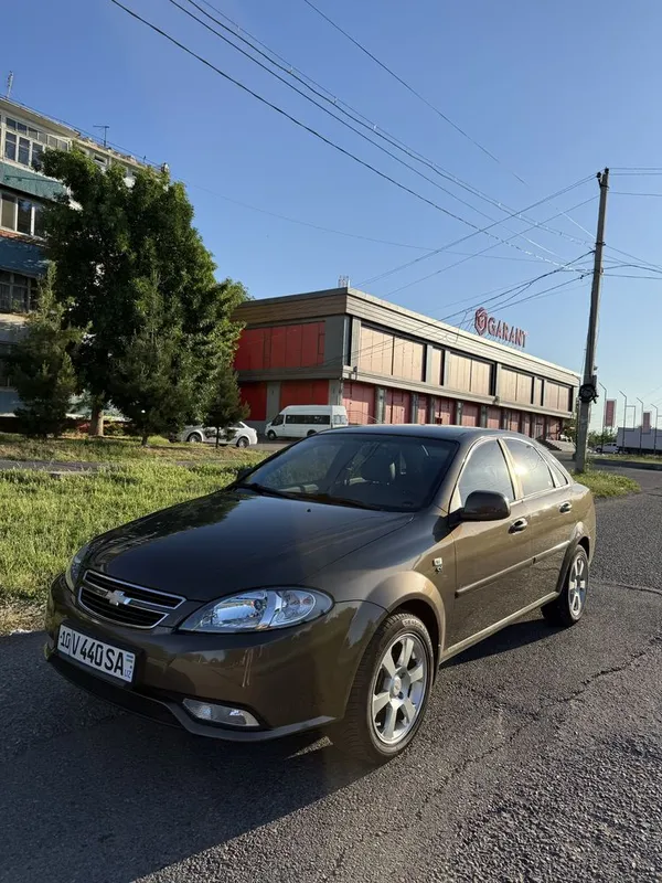 Продам Gentra Lacetti механика