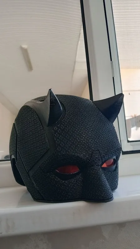 Spiderman va Daredevil maskalari sotiladi 1
