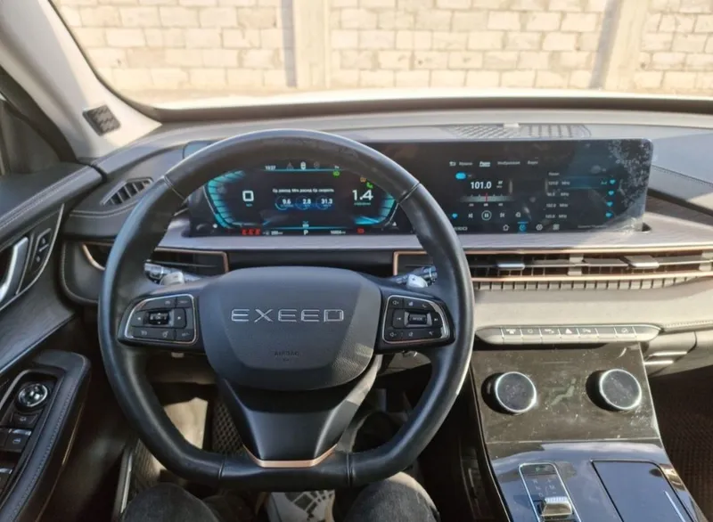 Exeed LX Luxury 2023 yili 18 ming km — фото 2