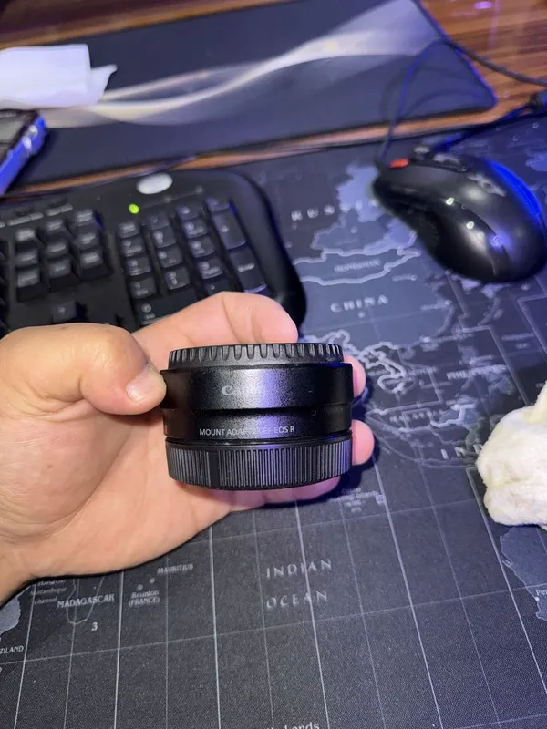 Canon RF-EF adapter 3 Canon RF-EF adapter 3
