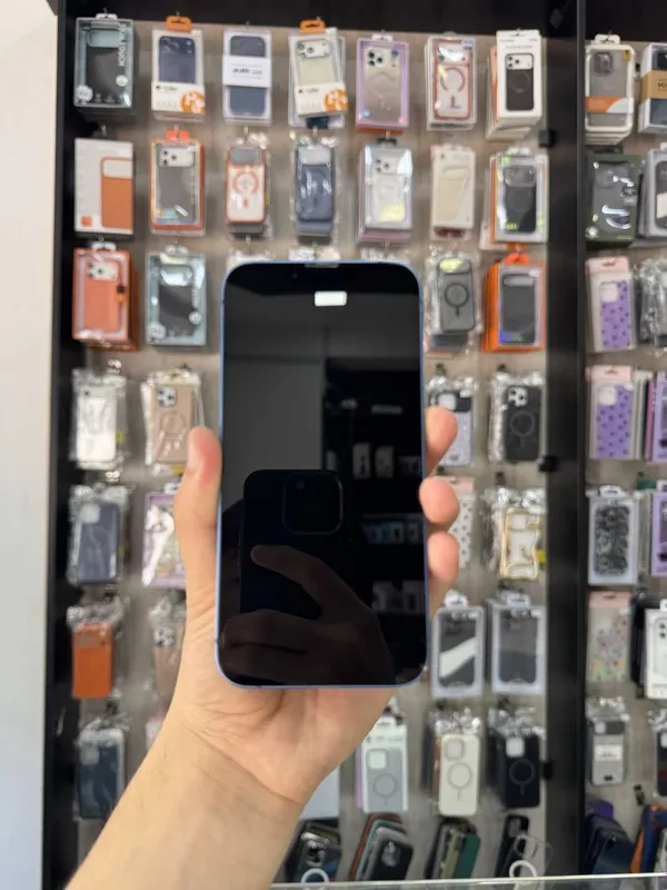 iPhone 13 naxtga va bo’lib berishga 4 iPhone 13 naxtga va bo’lib berishga 4