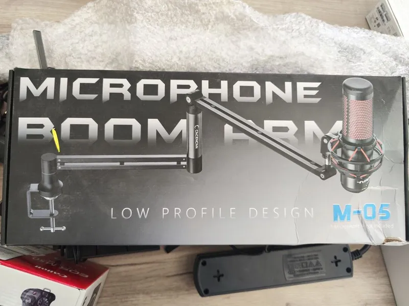 Низкопрофильный пантограф для микрофона Cacencan M05 (Стойка / Boom Ar Низкопрофильный пантограф для микрофона Cacencan M05 (Стойка / Boom Ar