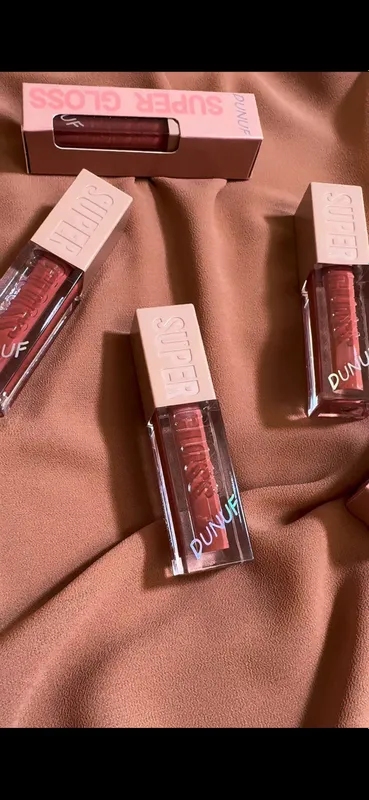 Super Gloss blesk pamada 1 Super Gloss blesk pamada 1