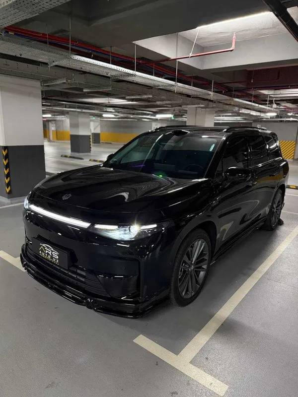 Leapmotor C16 Restyling 3 poz LiDAR Hybrid qora kuzov qora salon tozza — фото 2 Leapmotor C16 Restyling 3 poz LiDAR Hybrid qora kuzov qora salon tozza — фото 2