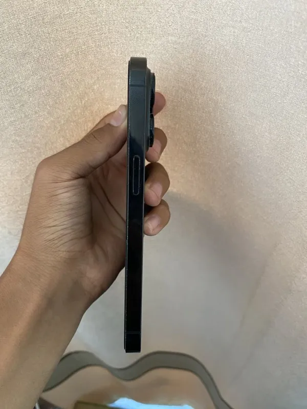 iPhone 14 Pro. 3