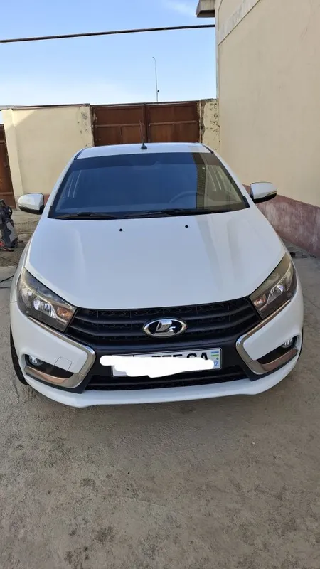 Lada vesta sotiladi