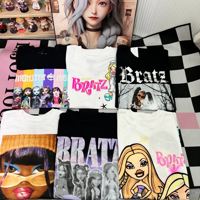 Супер классные футболочки братц, надпись «Bratz»