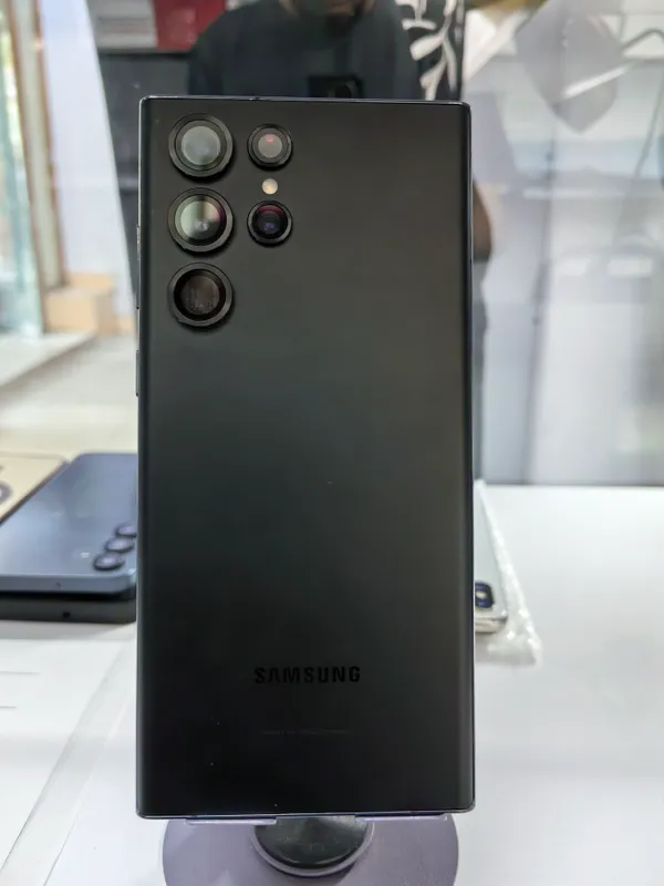 samsung s22 ultra 2